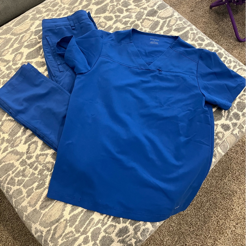 Men’s Jaanuu Men’s Scrub Set